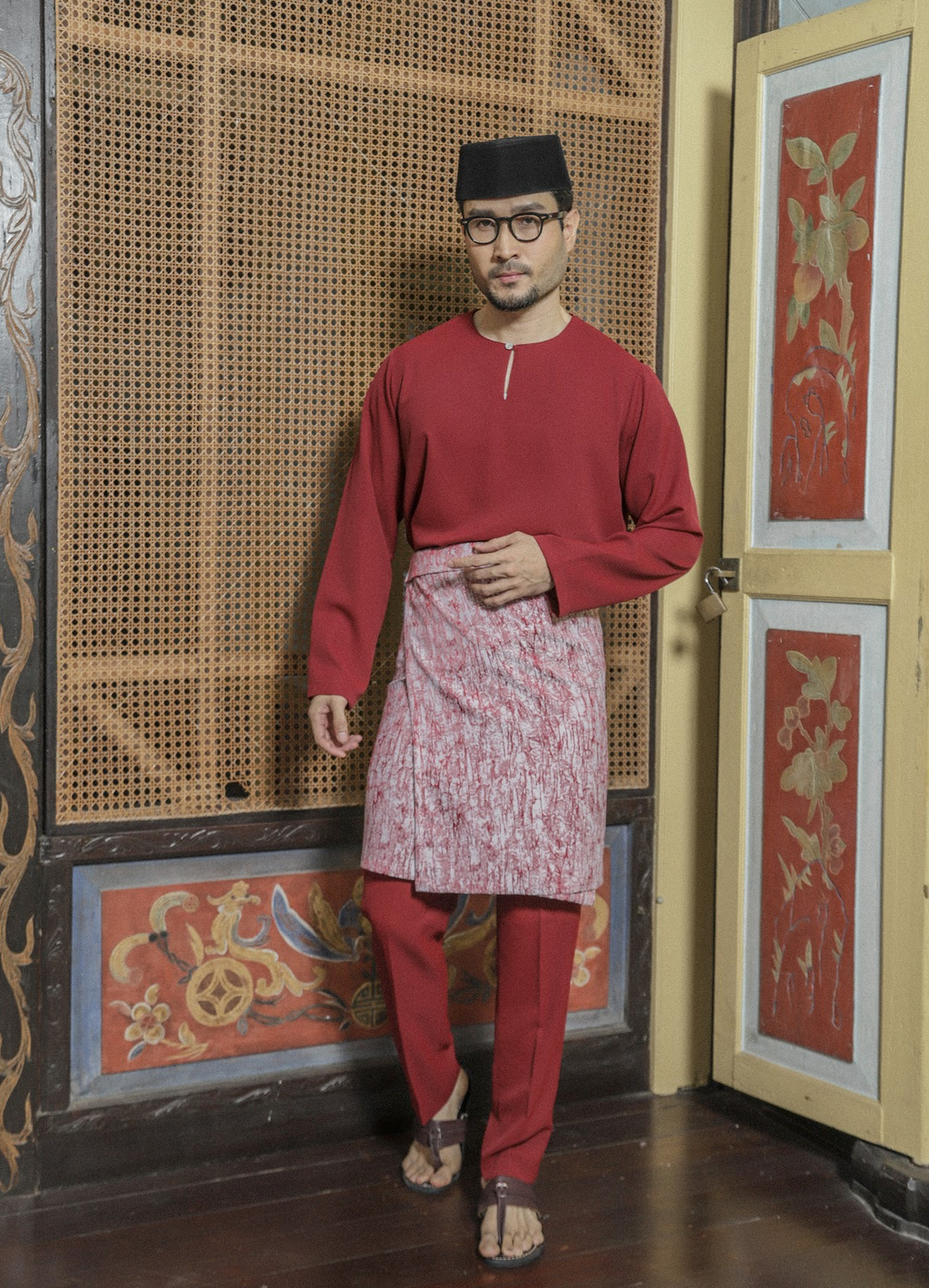 Klasik Raya Mawar Baju Melayu in Red