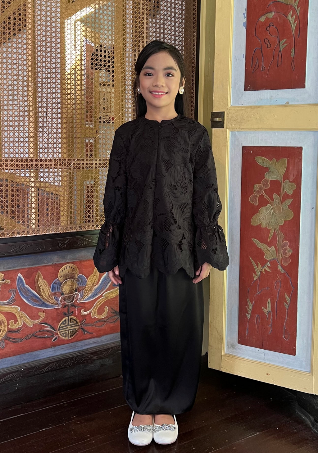 Klasik Raya Kekwa Girl Lace Kurung in Black