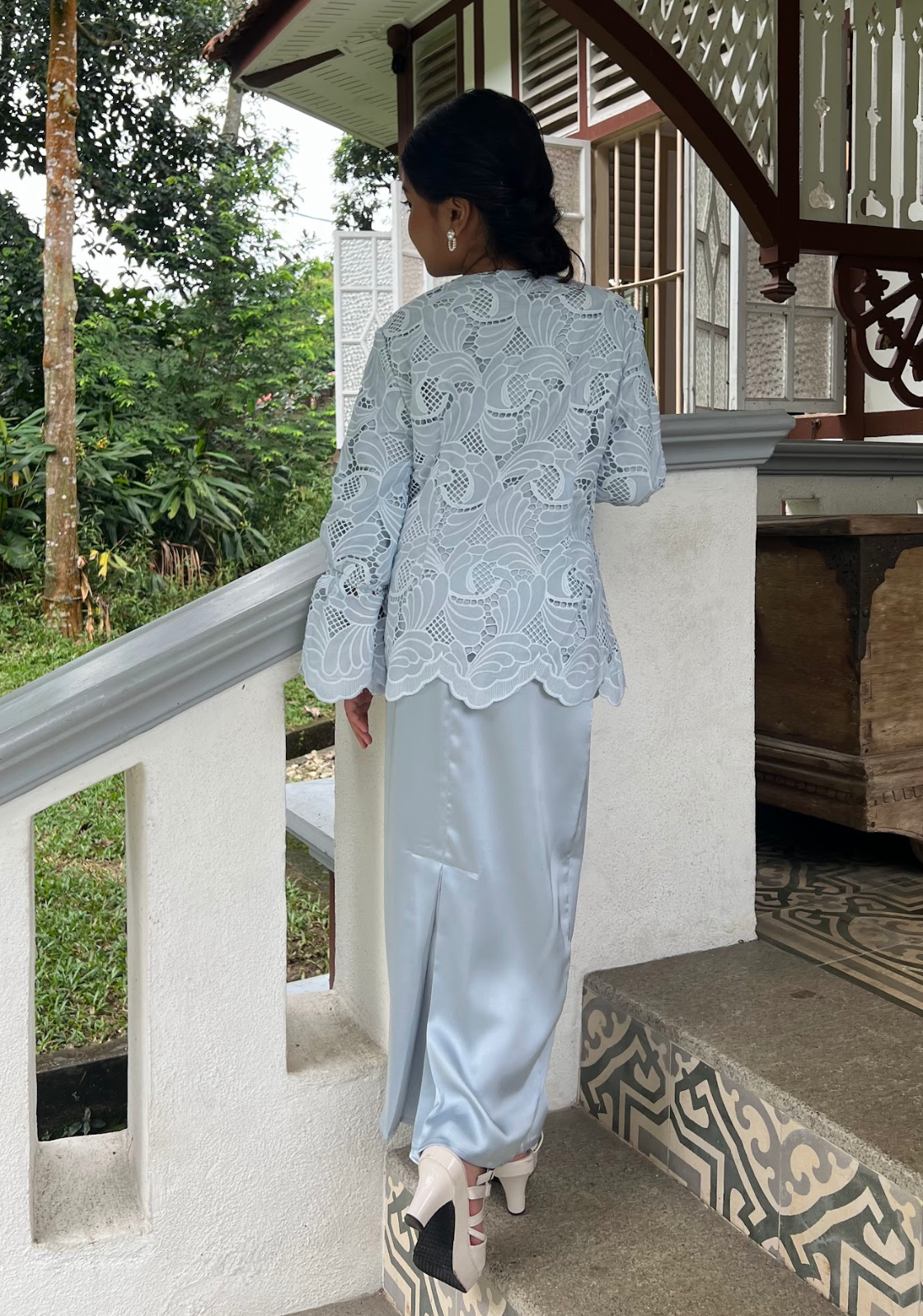 Klasik Raya Cempaka Girl Lace Kurung in Blue