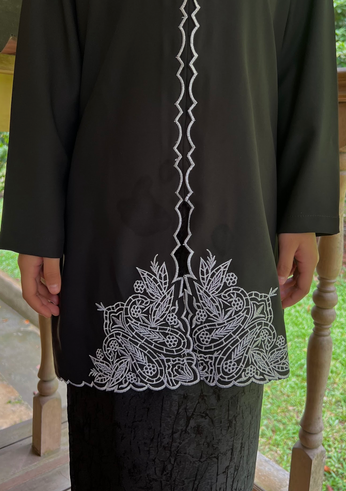 Klasik Raya Kekwa Girl Pahang Kurung in Black