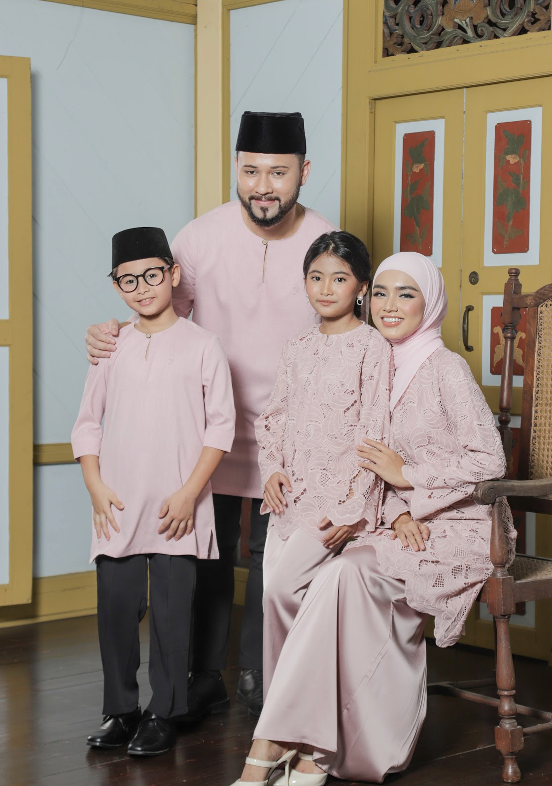 Klasik Raya Kemboja Boy Plain Kurta in Pink