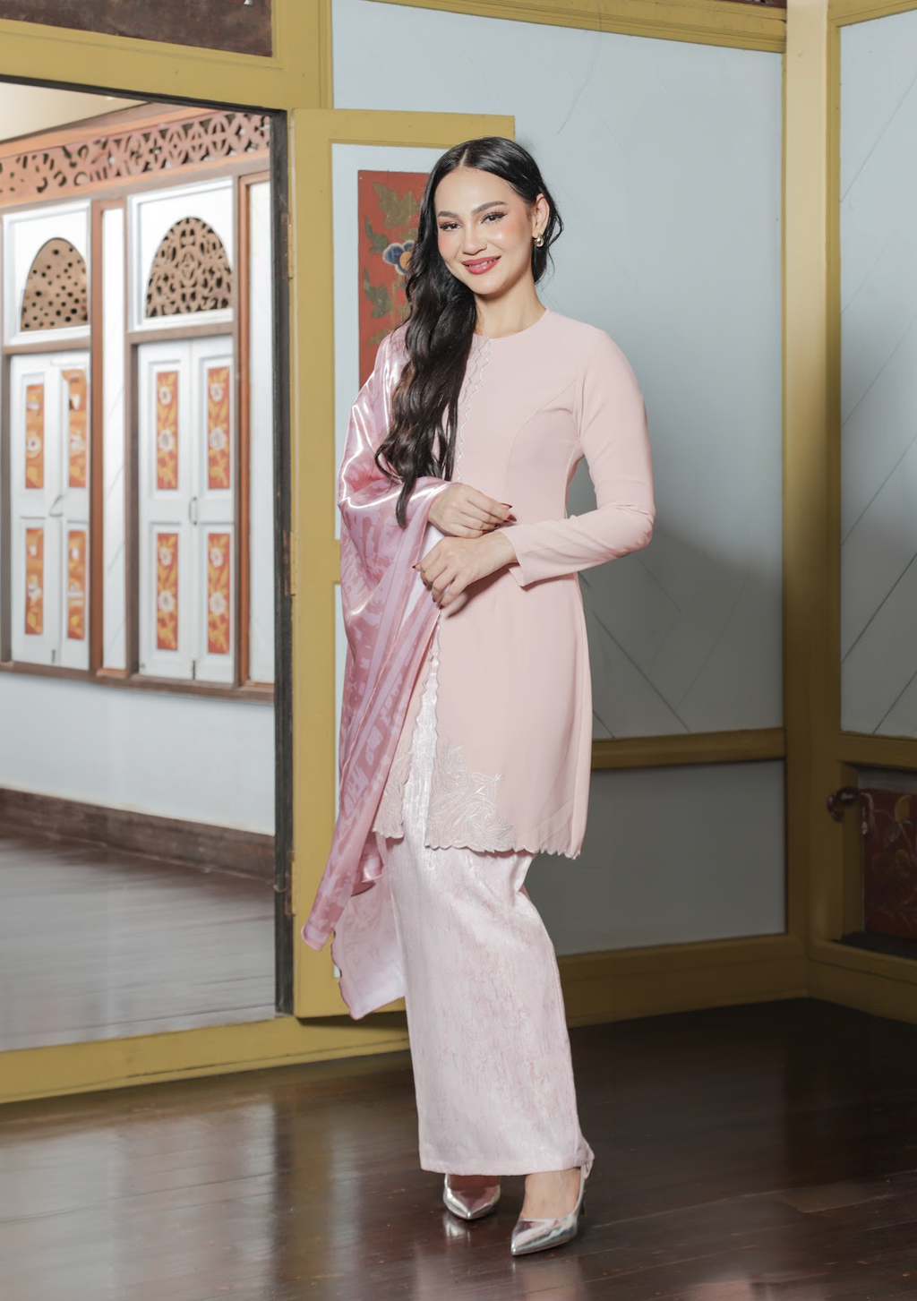 Klasik Raya Kemboja Pahang Kurung in Pink