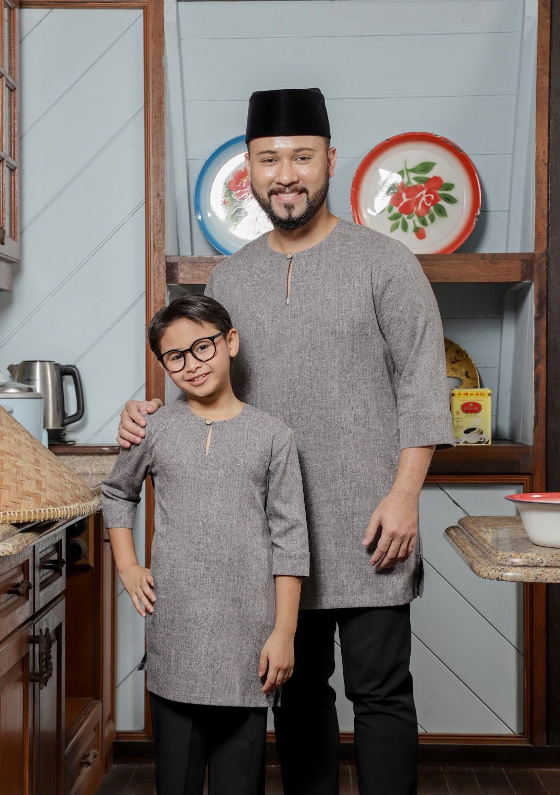 Klasik Raya Kekwa Plain Kurta in Black