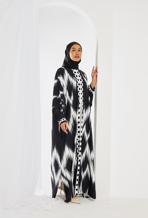 NAYA Kaftan in Night