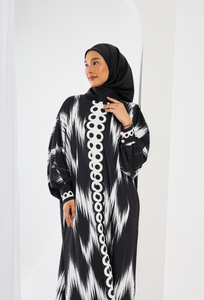 NAYA Kaftan in Night