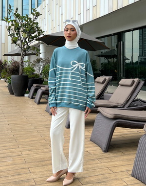 AY RIBBON Sweatshirt in Marine