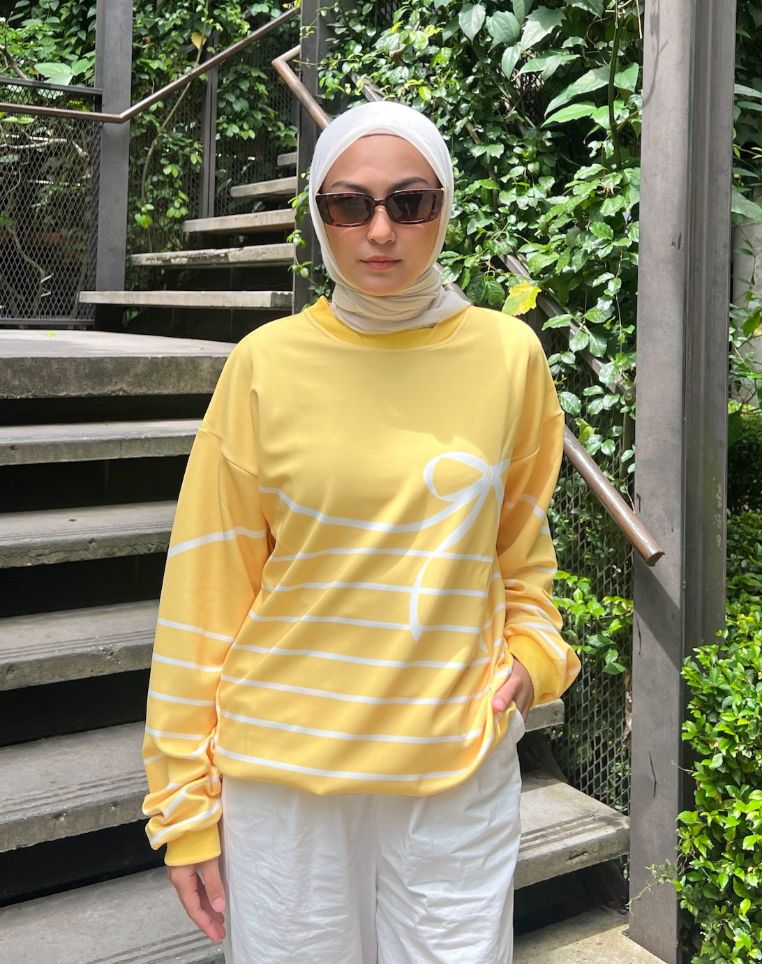 AY RIBBON Sweatshirt in Yellow