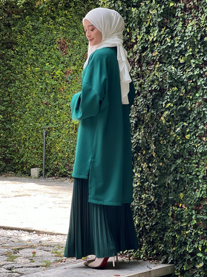 Oversized Top with Pleated Skirt in Teal