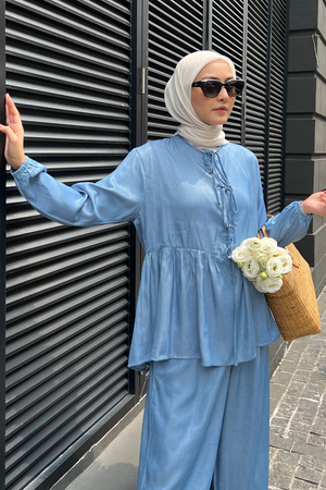 DENIM Ribbon Blouse in Azure (Light Blue)