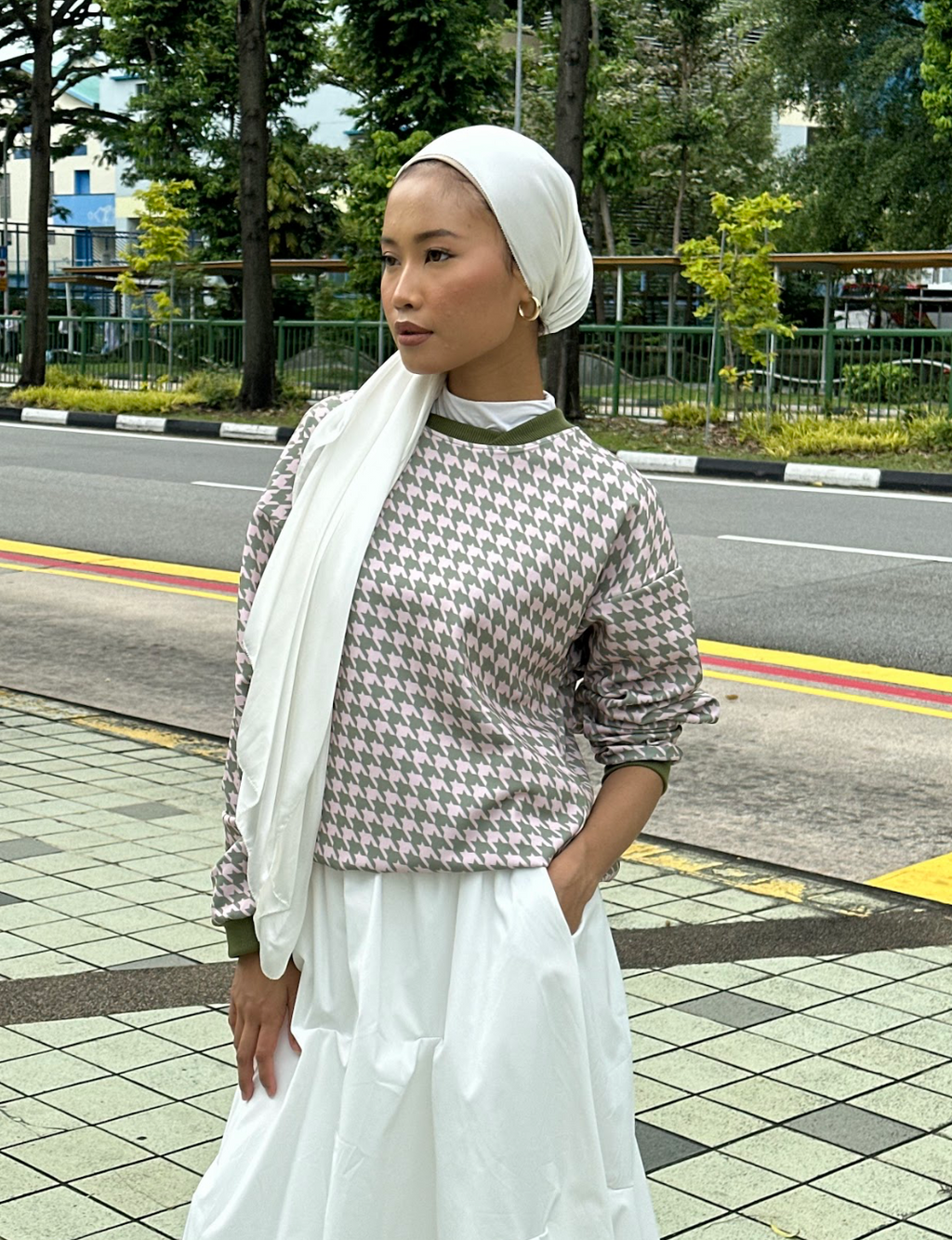 Houndstooth Sweatshirt in Sage